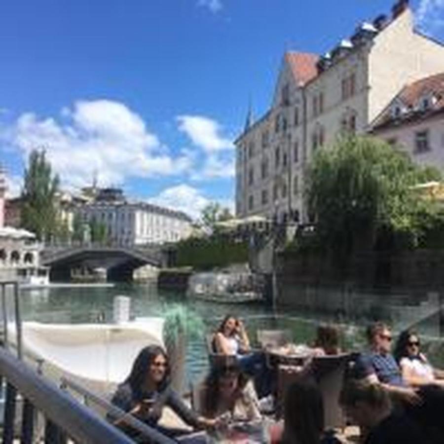 Apartment Central Station Between Dragon And Triple Bridges Ljubljana Exterior foto