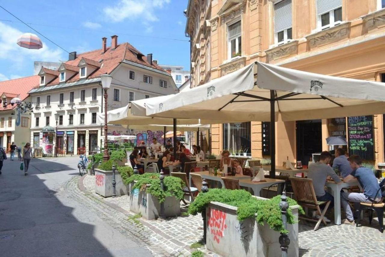 Apartment Central Station Between Dragon And Triple Bridges Ljubljana Exterior foto